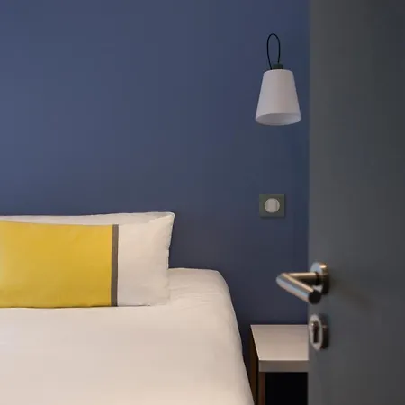 La Cour Carrée Centre Hotel 3*