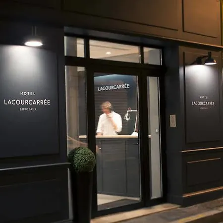 Hotel La Cour Carree Centre Bordeaux