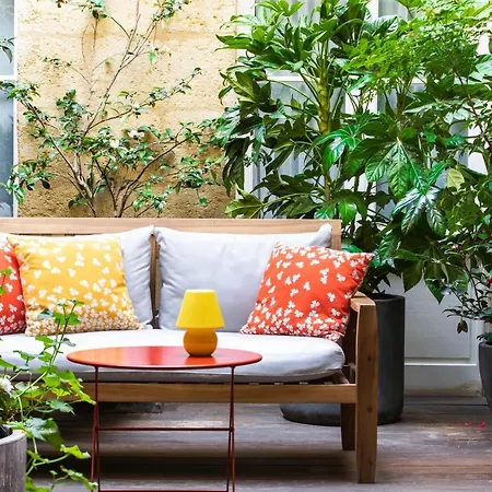 Hotel La Cour Carree Centre 3*