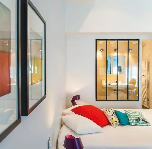 Hotel La Cour Carree Bordeaux Centre 3*