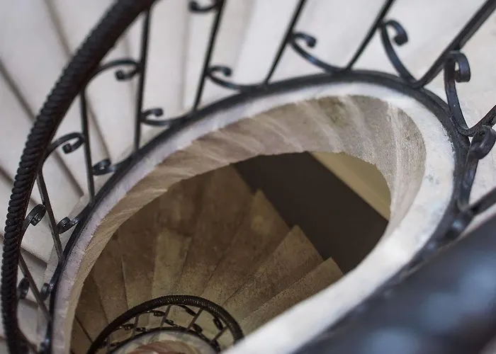 Hotel La Cour Carree Bordeaux Centre 3* Бордо