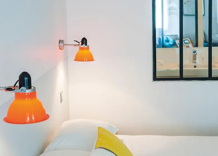 La Cour Carree Centre Hotel 3*