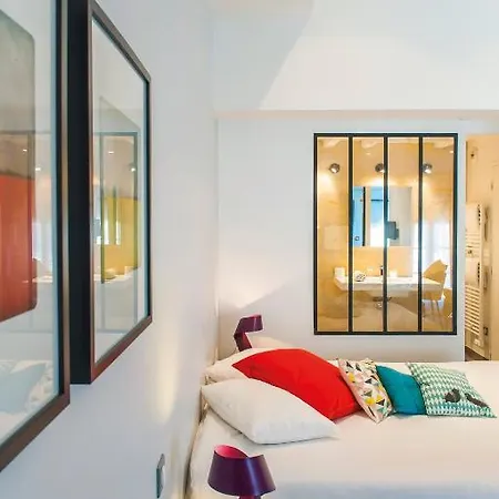 Hotel La Cour Carree Bordeaux Centre 3*