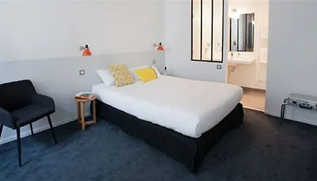 Hotel La Cour Carree Bordeaux Centre Hotel