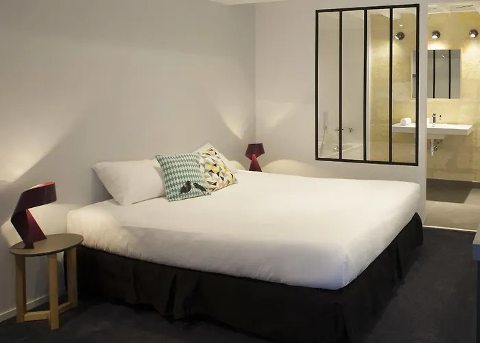 La Cour Carrée Centre Hotel